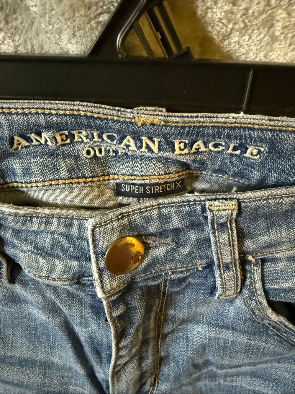 American Eagle Outfitters Distressed Medium Blue Skinny Jeans - Picture 4 of 7